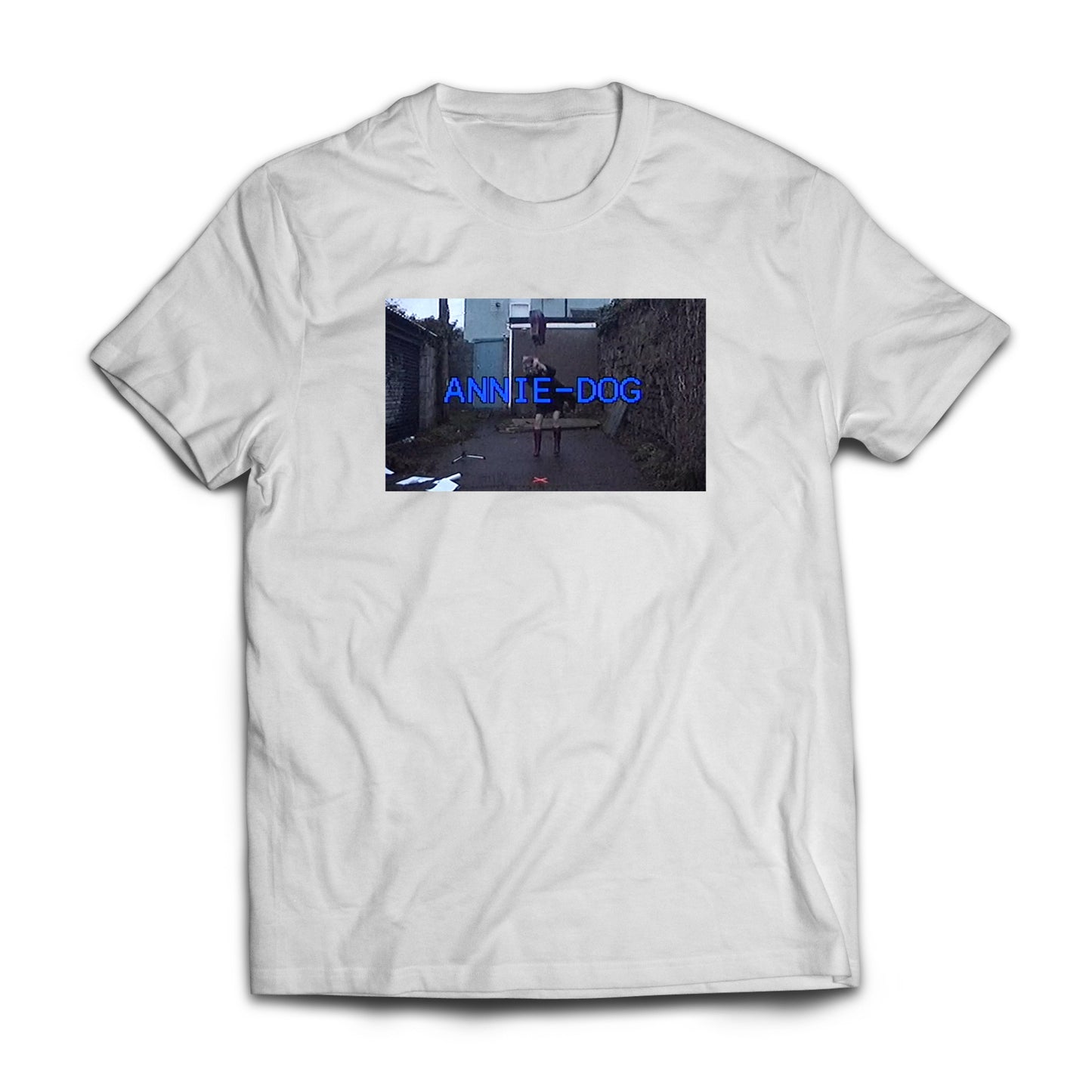 Annie-Dog Video Shirt in White